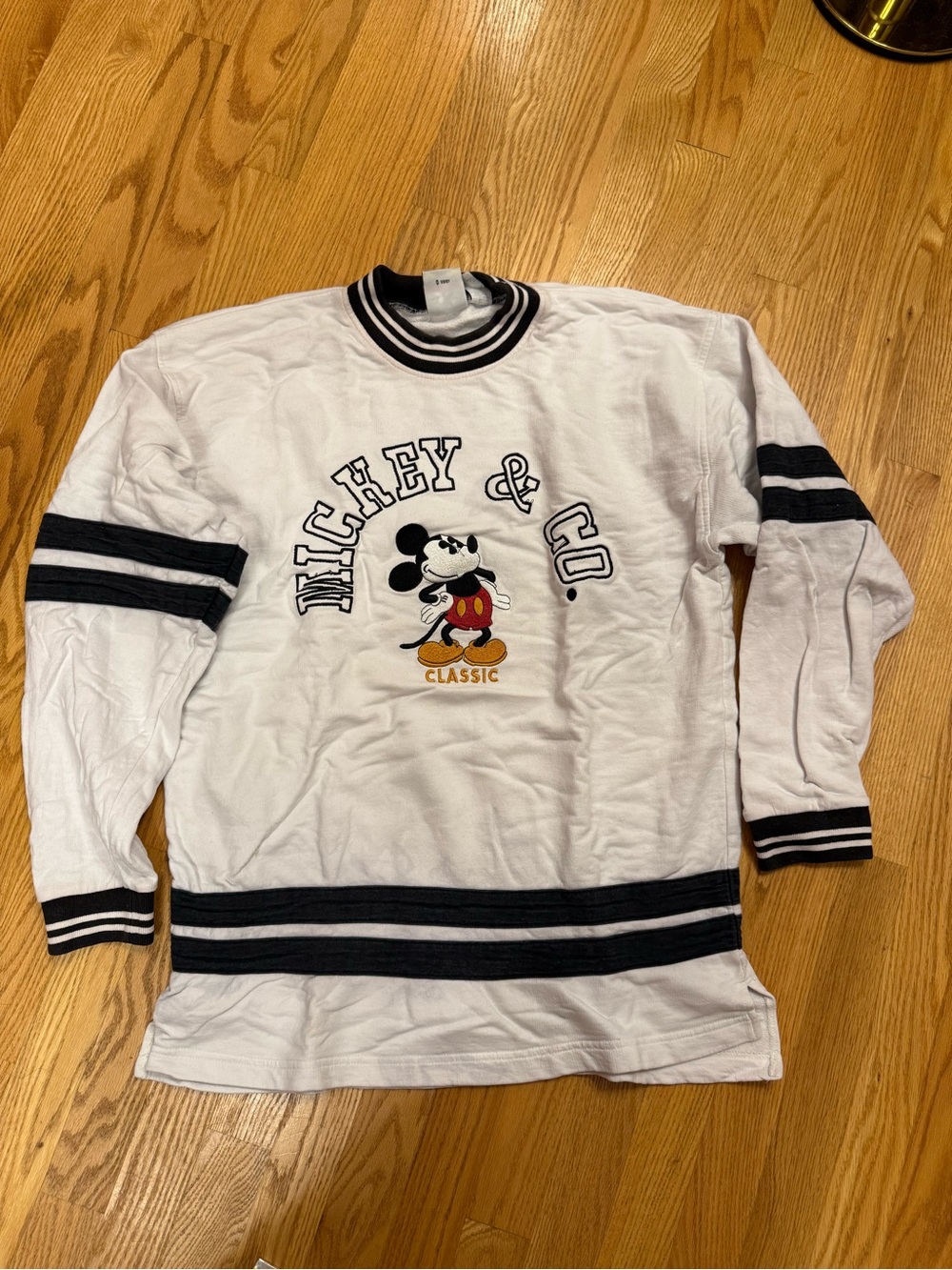 Vintage Mickey Mouse sweater
